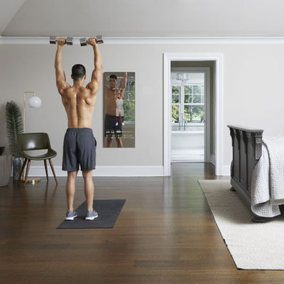 지적인 터치스크린을 광고하는 43inch 똑똑한 거울 운동 체육관